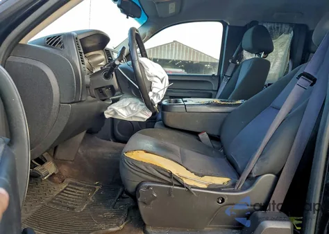 2013 Chevrolet Silverado C1500 Lt z USA, uszkodzony, nr VIN 1GCRCSEA1DZ212905